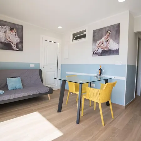 Parque Don Jose Pool View Arona (Tenerife)